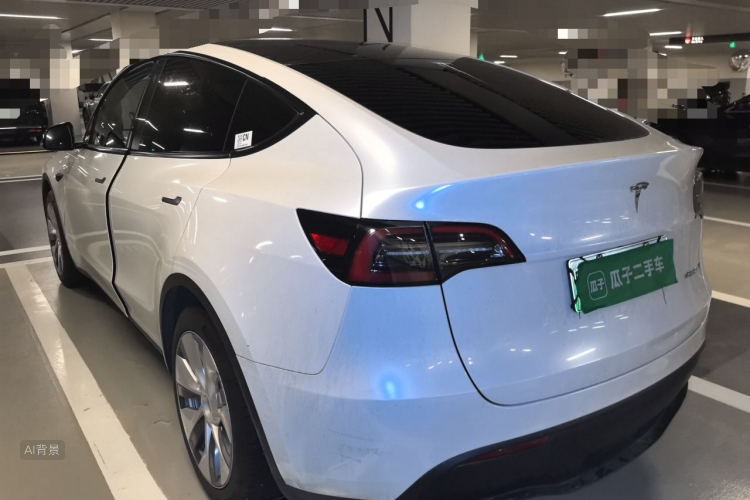 Tesla Model Y 2022 #5 Tesla Model Y 2022 car image #5
