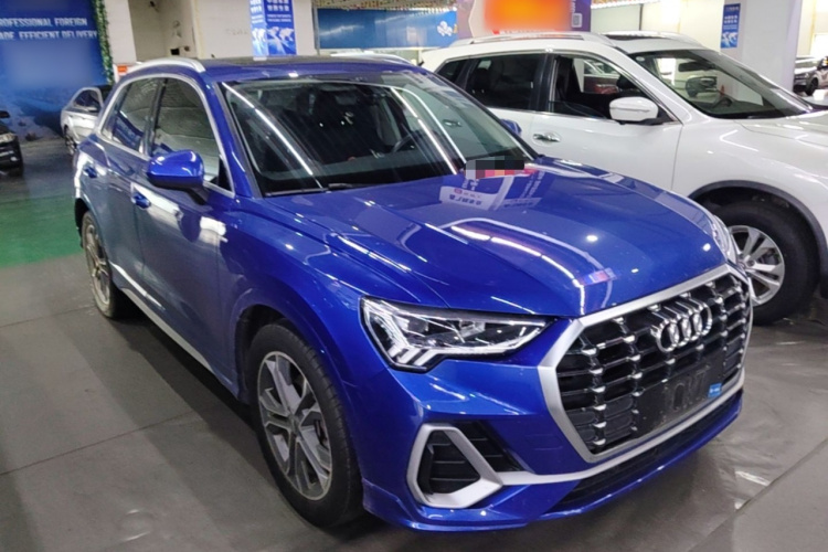 Audi Q3 2020 صورة سيارة #4