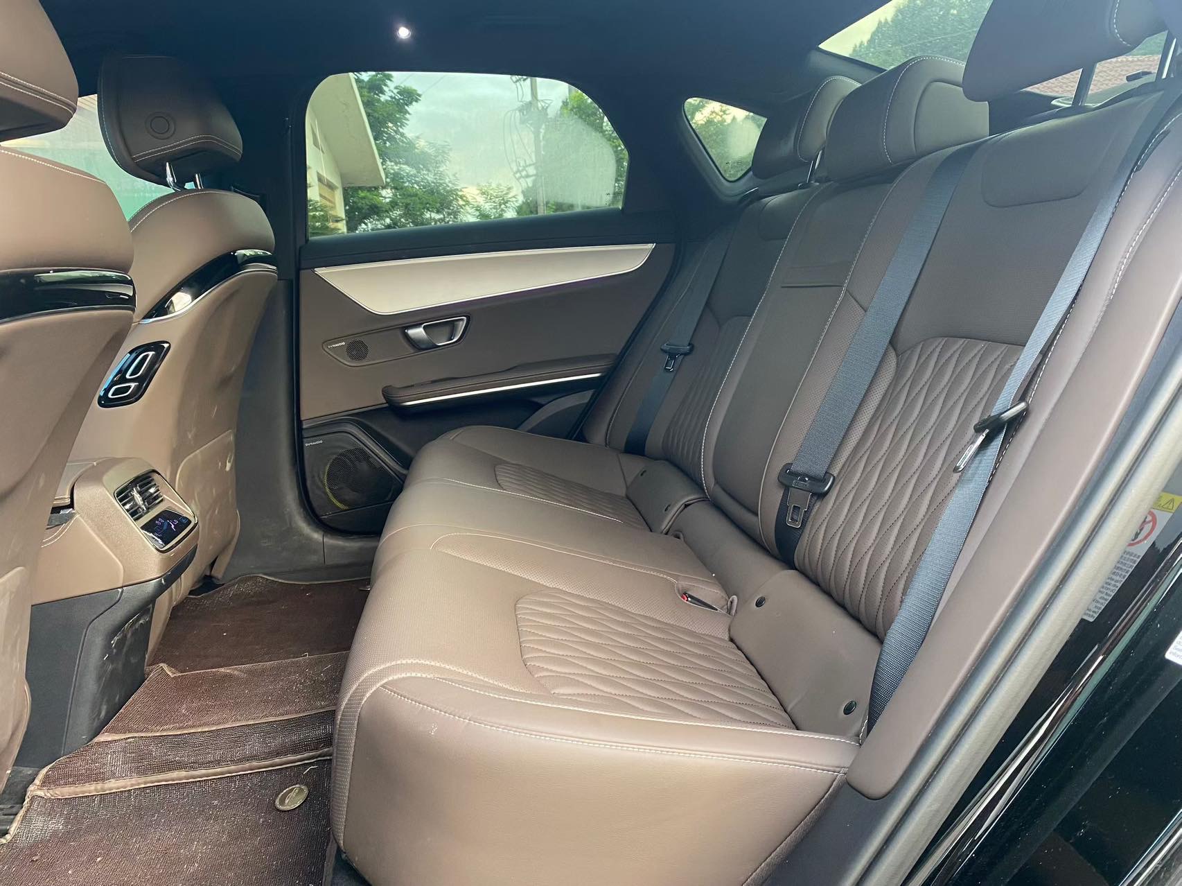 BYD Han 2025 car image #9