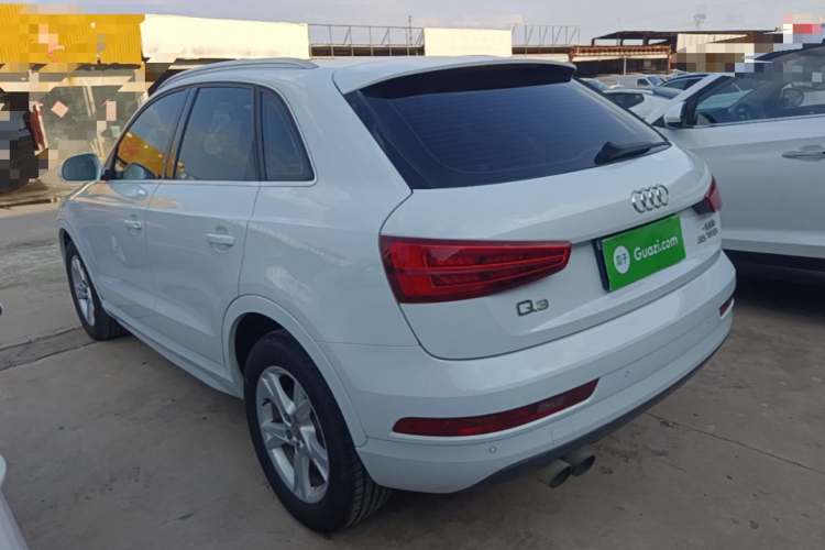 Audi Q3 2016 immagine di auto #7