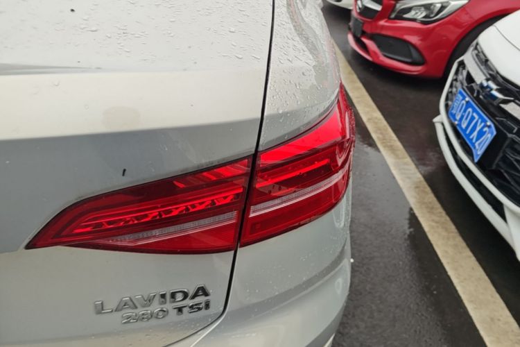 Volkswagen Lavida 2018 #8 Volkswagen Lavida 2018 car image #8