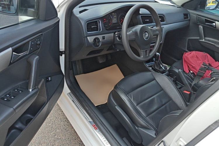 Volkswagen Lavida 2015 car image #16