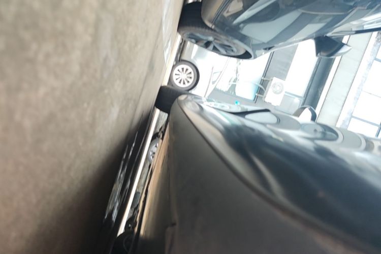 Tesla Model 3 2023 car image #27