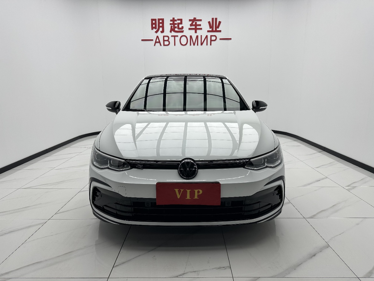 2023 #2 2023 immagine di auto #2