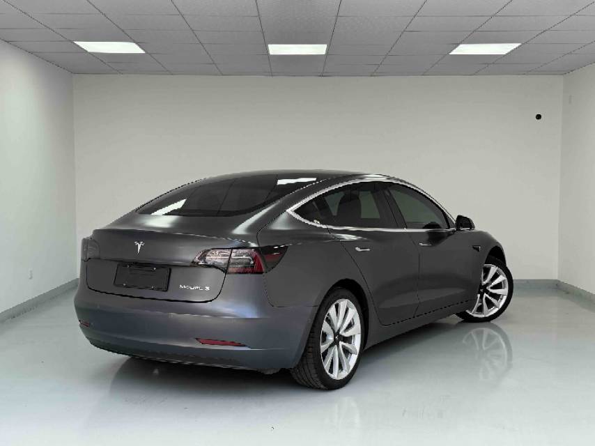 Tesla Model 3 2020 immagine di auto #7