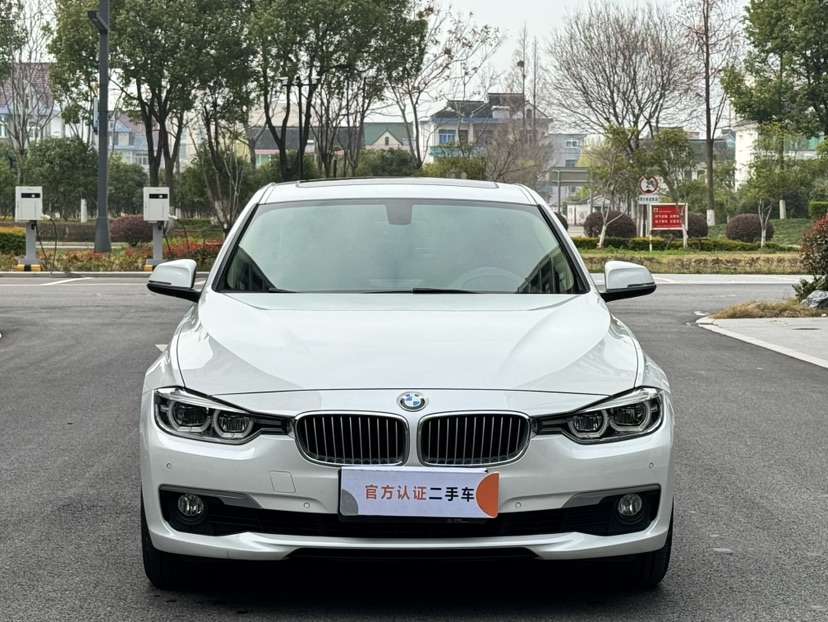 BMW 3 Series 2018 #2 BMW 3 Series 2018 car image #2