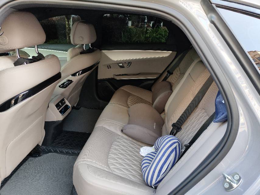 BYD Han 2025 car image #6