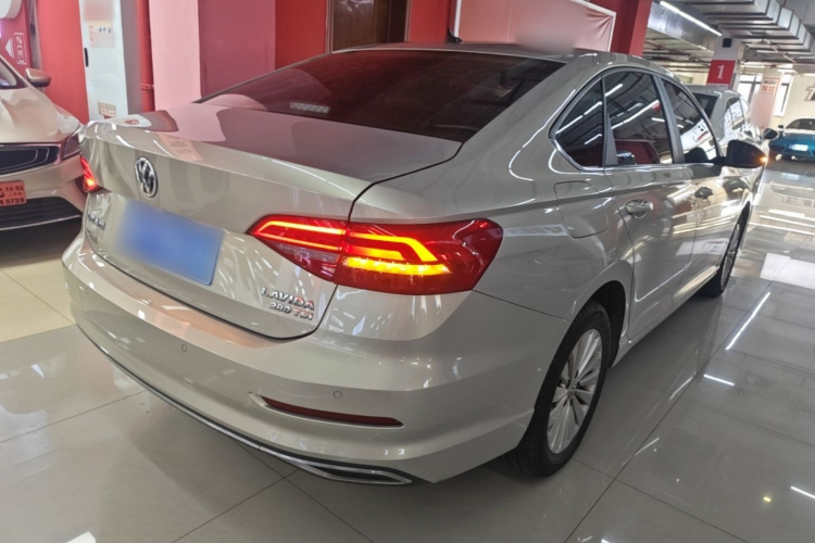Volkswagen Lavida 2019 #7 Volkswagen Lavida 2019 car image #7