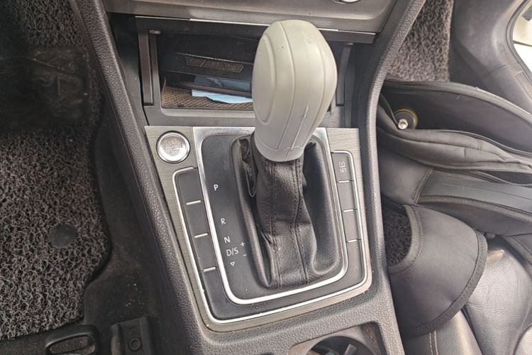 Volkswagen Golf 2016 #14 Volkswagen Golf 2016 car image #14