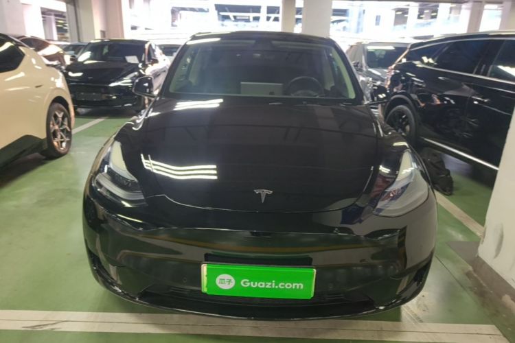 Tesla Model Y 2022 car image #3