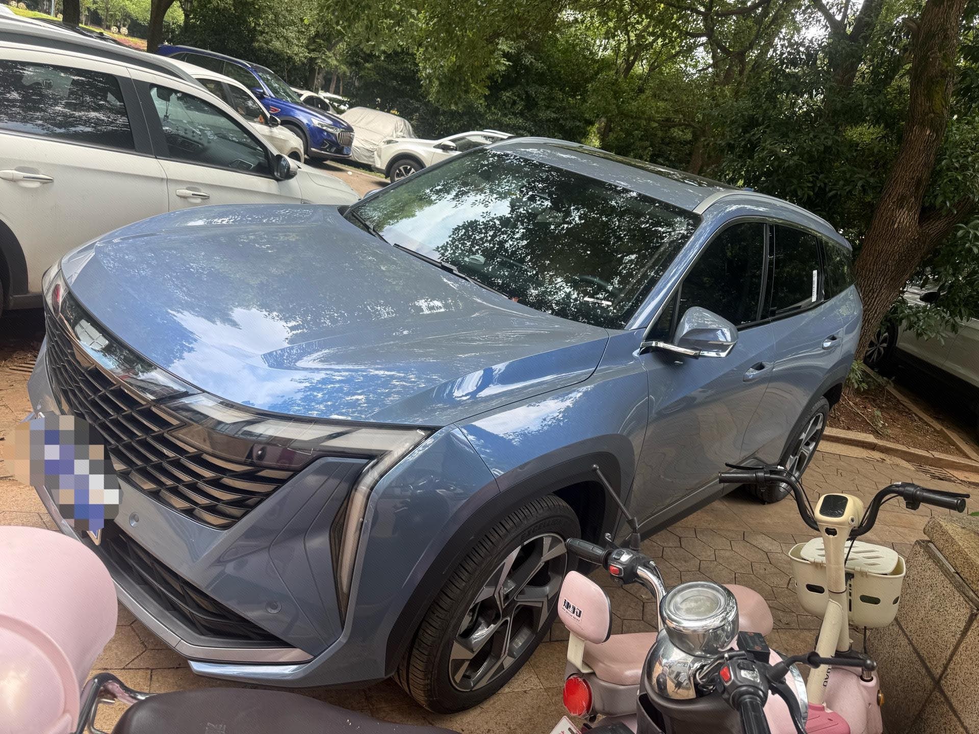 GEELY Boyue L 2023 car image 