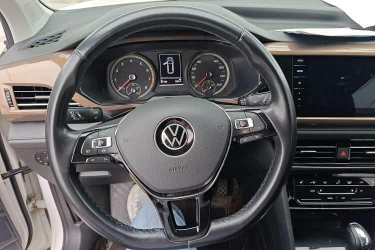 Volkswagen Tharu 2021 #13 Volkswagen Tharu 2021 car image #13