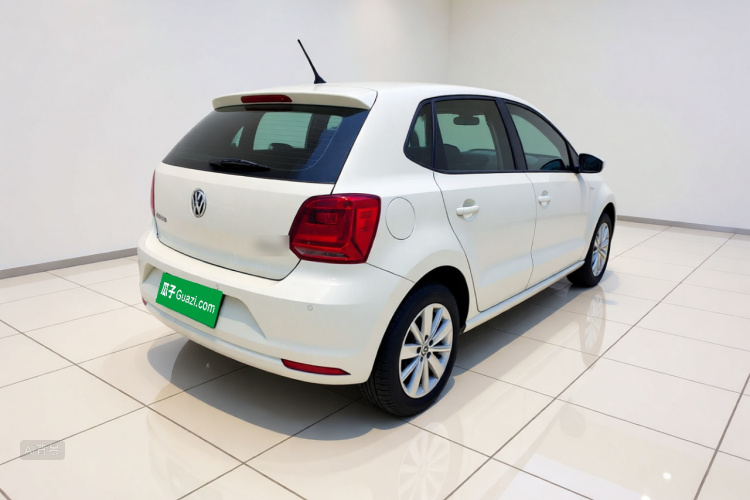 Volkswagen Polo 2015 #7 Volkswagen Polo 2015 car image #7