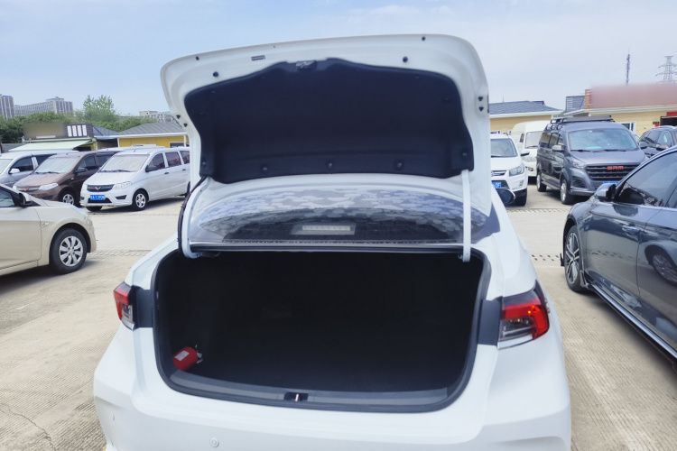 Toyota Corolla 2020 immagine di auto #19