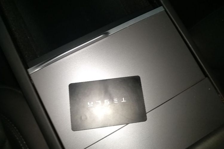Tesla Model Y 2025 #14 Tesla Model Y 2025 image de voiture #14