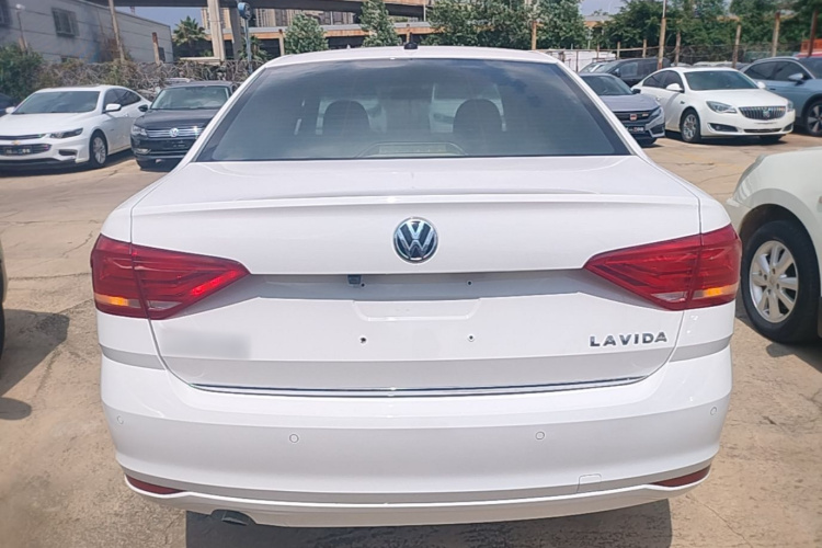 Volkswagen Lavida 2018 #6 Volkswagen Lavida 2018 car image #6