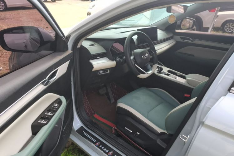 GEELY Emgrand L HiP 2022 صورة سيارة #16