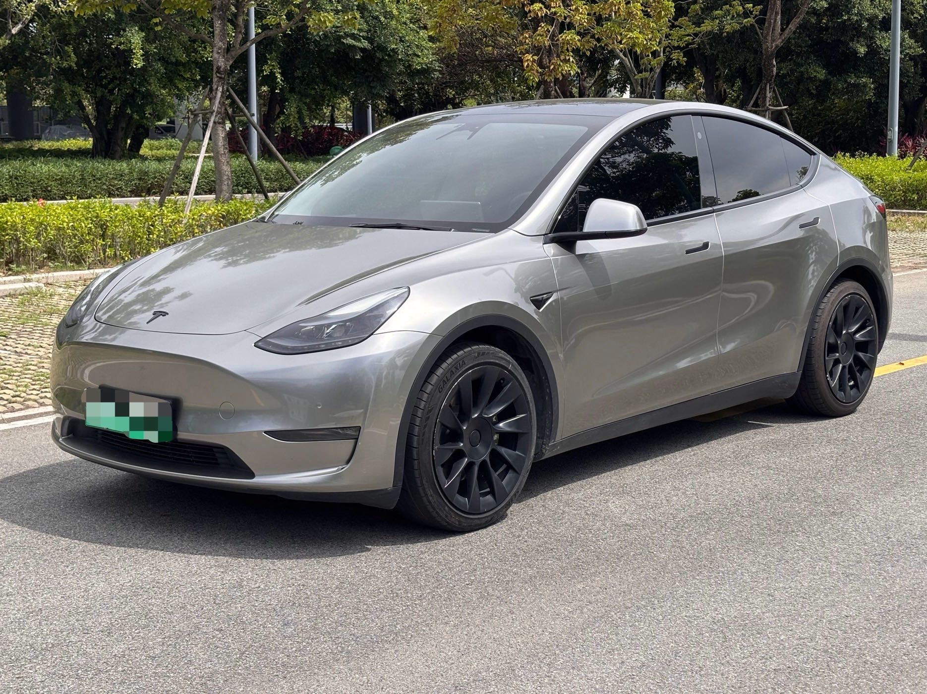 Tesla Model Y 2021 car image 