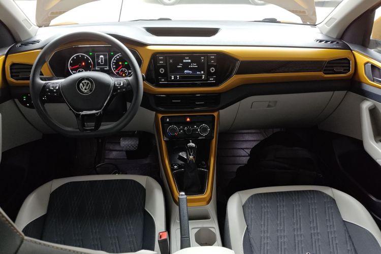 Volkswagen T-Cross 2020 immagine di auto #10
