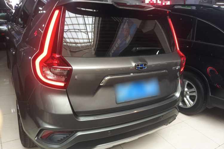 GEELY Vision X6 2019 immagine di auto #6