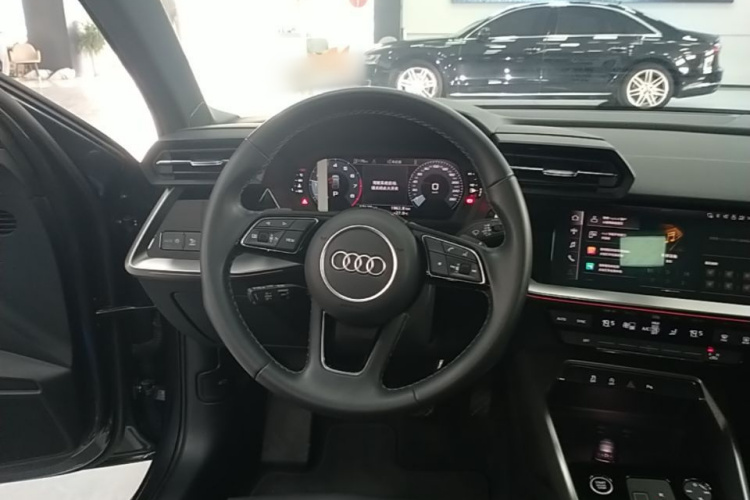 Audi A3 2023 immagine di auto #11