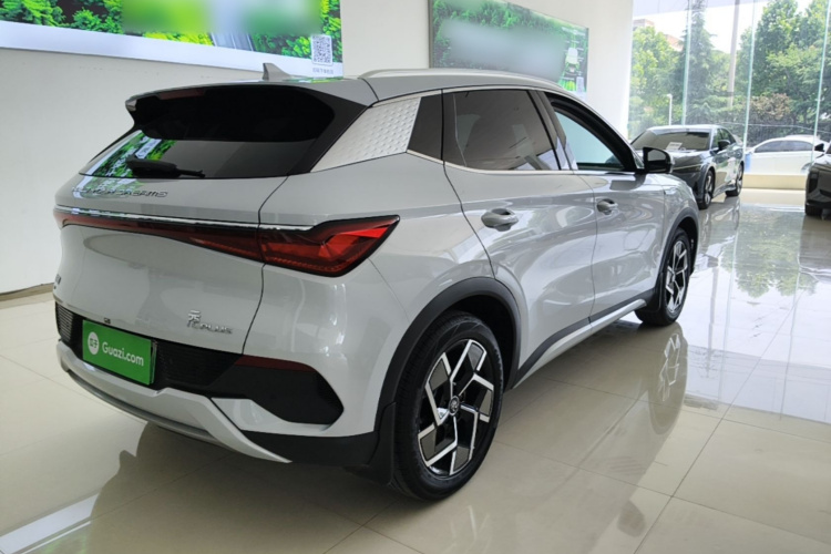 BYD Yuan Plus 2023 immagine di auto #7