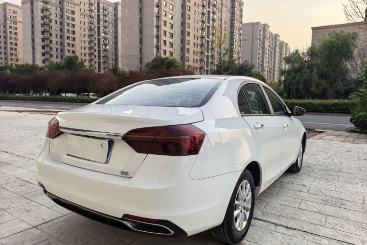 GEELY Emgrand 2021 car image #5