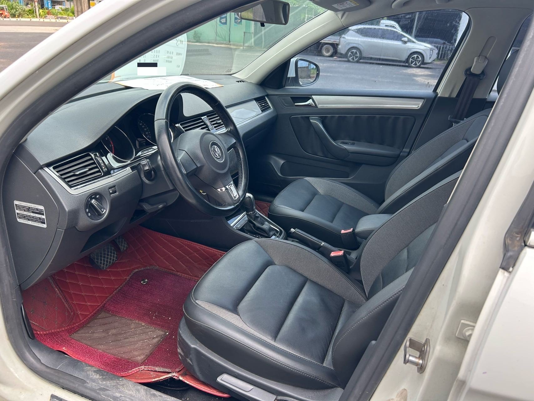 Volkswagen Bora 2015 car image #4