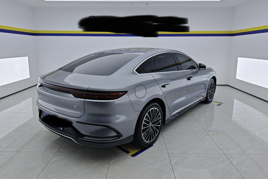 BYD Han 2024 صورة سيارة #2
