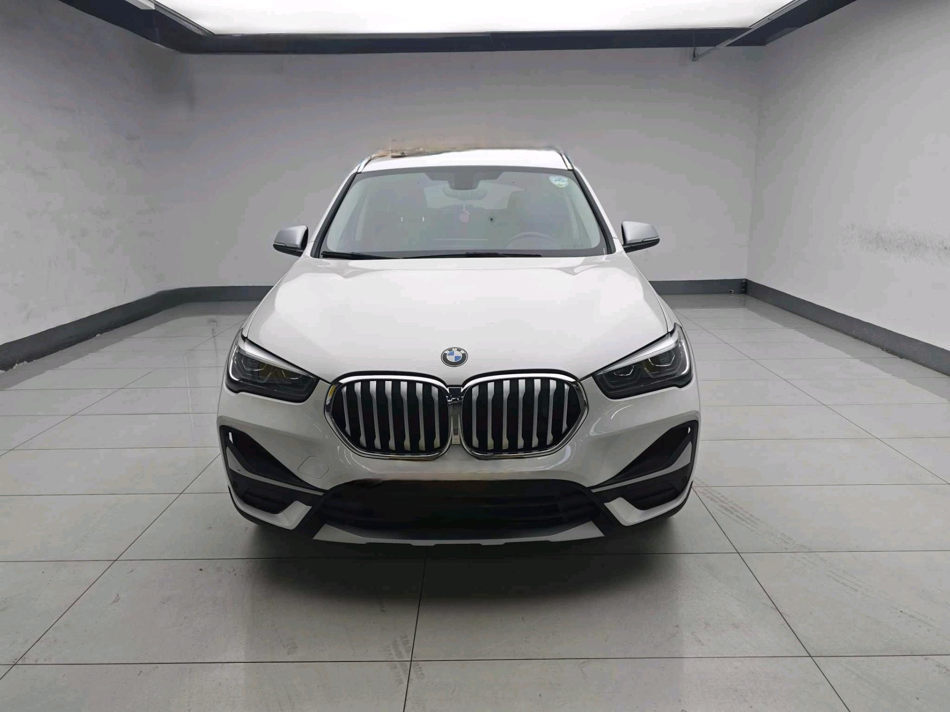BMW X1 2021 imagen de coche #3