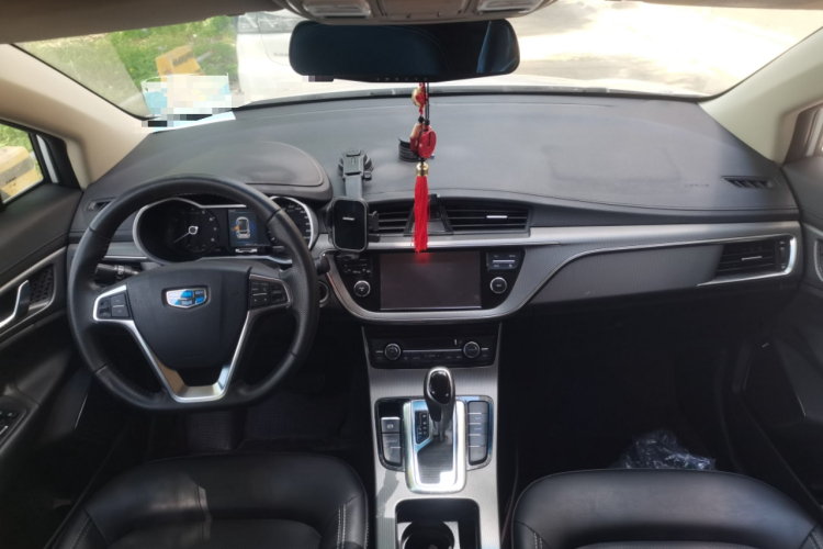 GEELY Emgrand GS 2016 car image #7