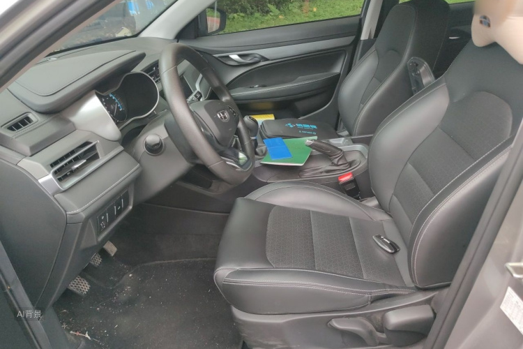 GEELY Emgrand 2021 car image #18