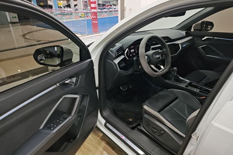 Audi Q3 2023 #16 Audi Q3 2023 immagine di auto #16