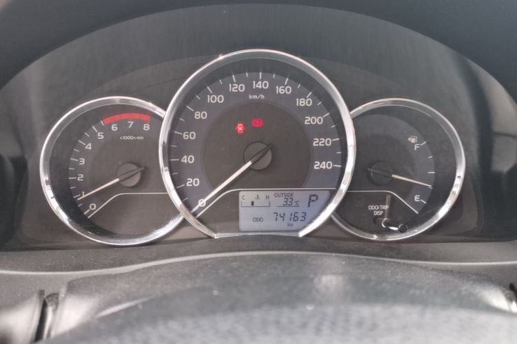 Toyota Corolla 2018 car image #12
