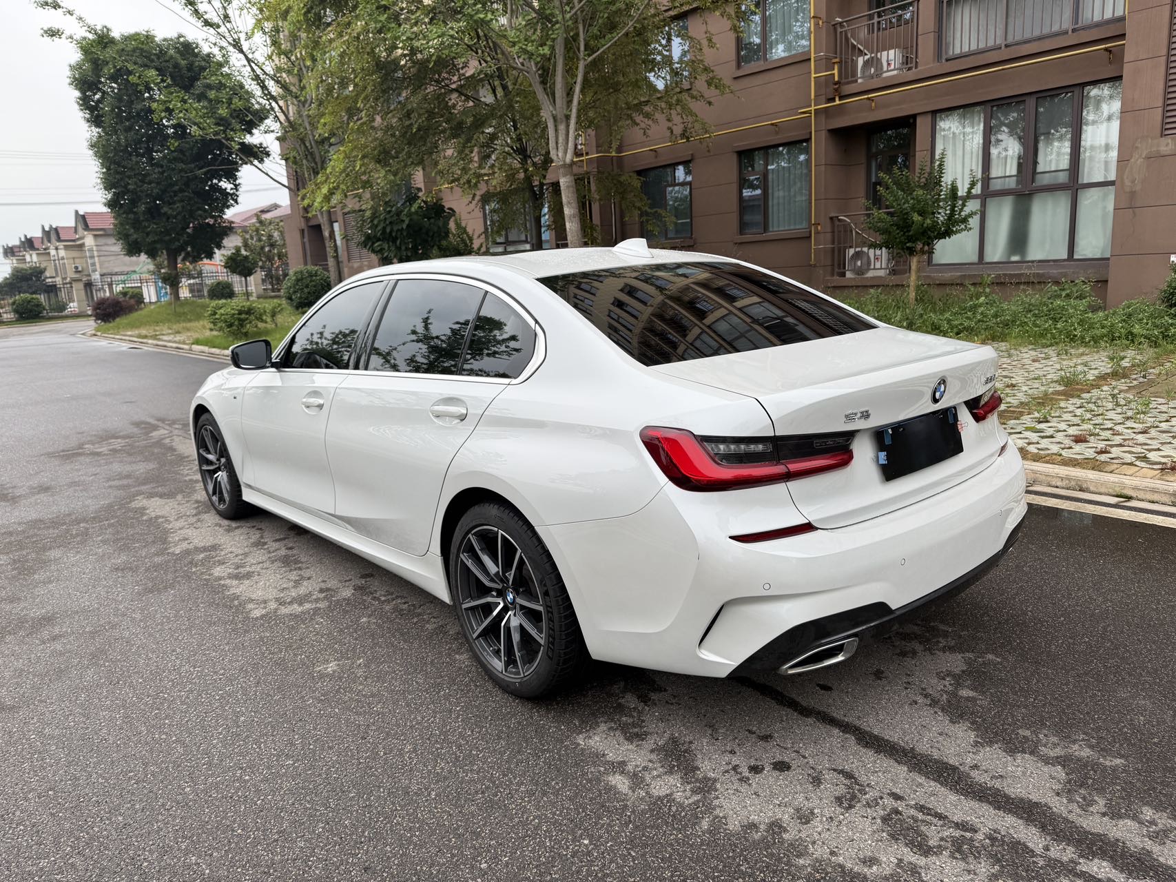 BMW 3 Series 2021 #4 BMW 3 Series 2021 car image #4