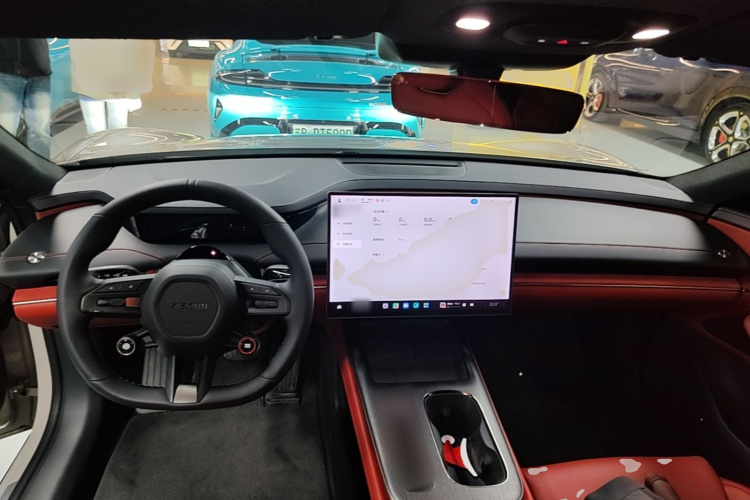 MI SU7 2024 immagine di auto #10