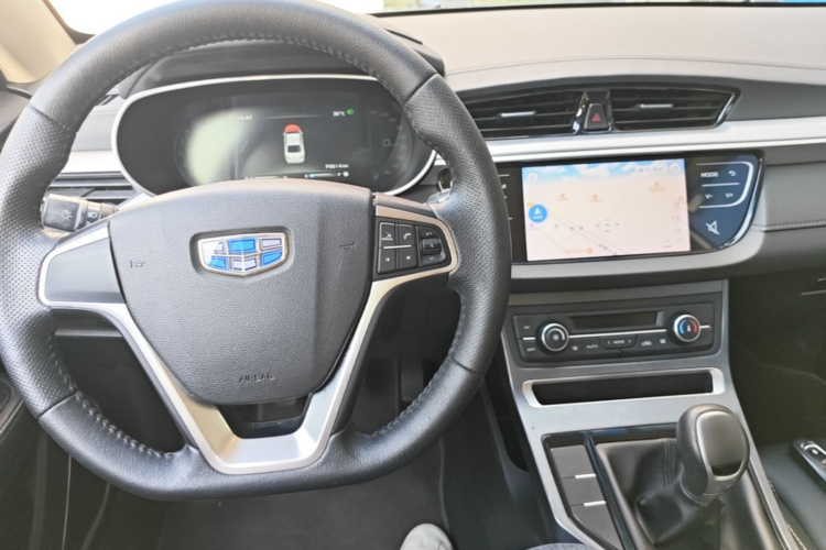 GEELY Emgrand 2019 car image #10