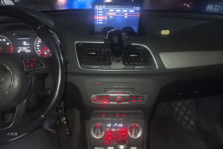 Audi Q3 2016 car image #15