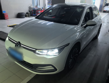 Volkswagen Golf 2022 imagen de coche 