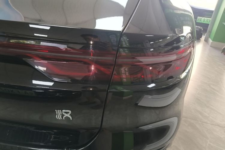 BYD Han 2024 car image #8