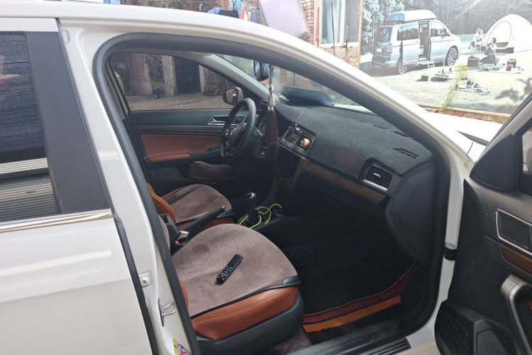 Volkswagen Lavida 2017 car image #25