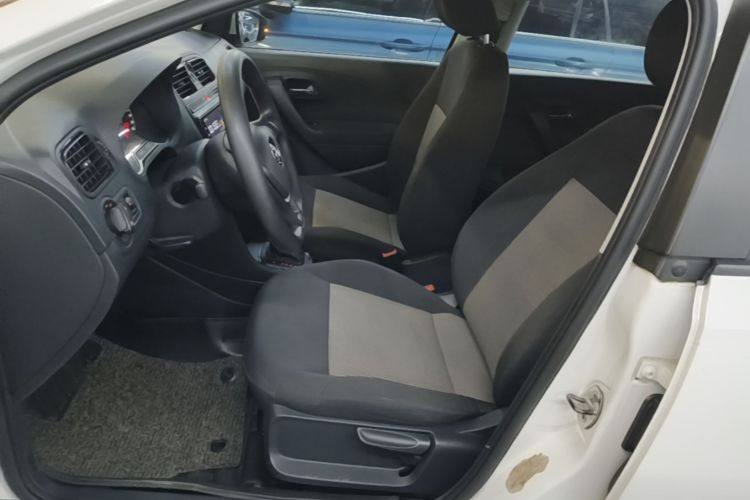 Volkswagen Polo 2016 #15 Volkswagen Polo 2016 car image #15