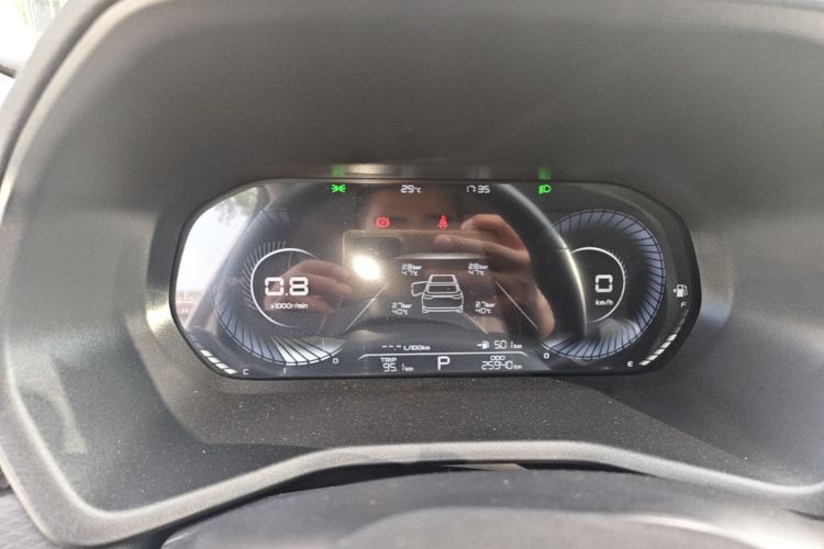 GEELY Emgrand 2024 #16 GEELY Emgrand 2024 car image #16