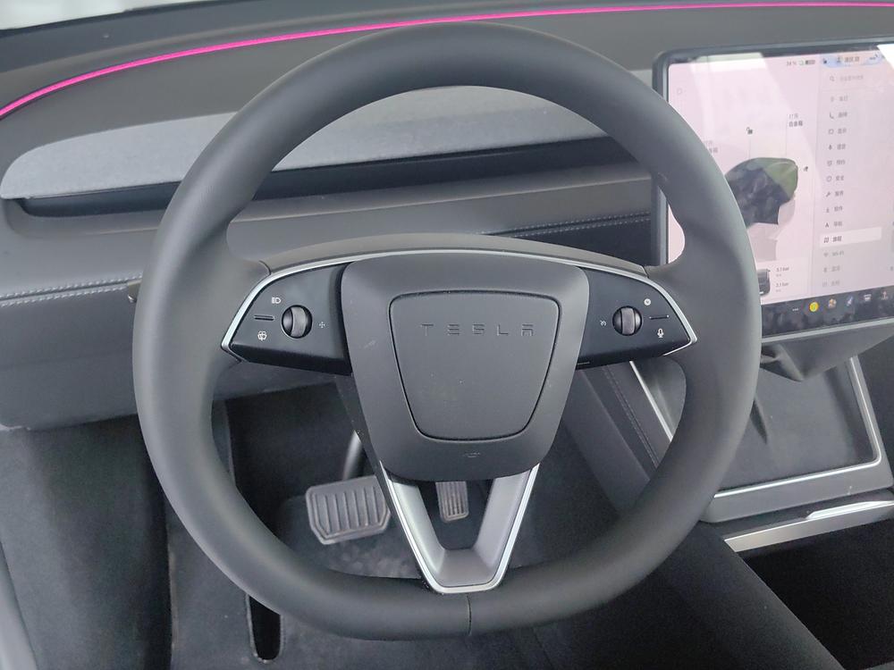 2025 #14 2025 immagine di auto #14