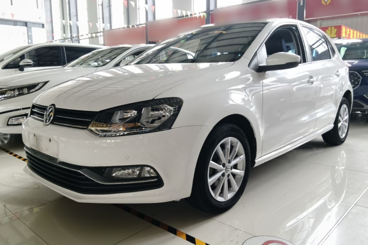 Volkswagen Polo 2017 car image #2