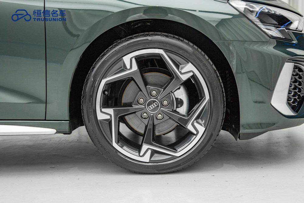 Audi A3 2024 صورة سيارة #10