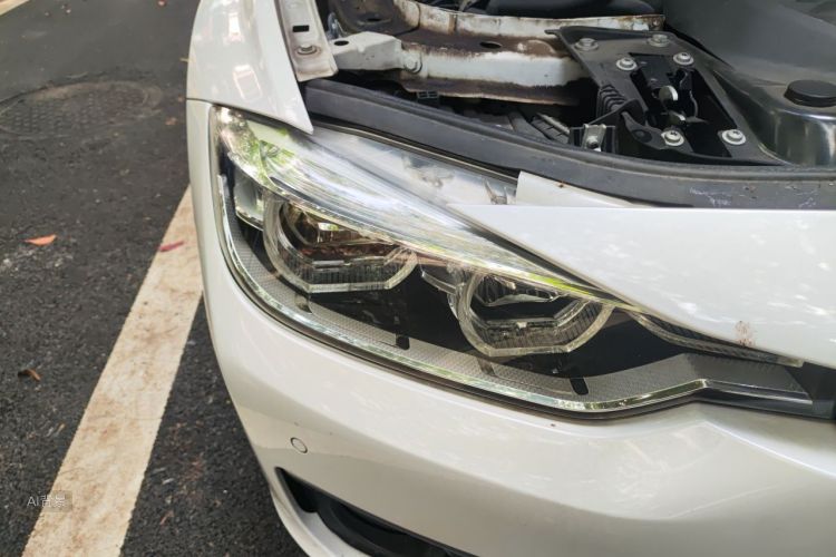 BMW 3 Series 2018 car image #8