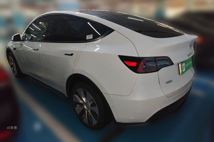 Tesla Model Y 2023 car image #5