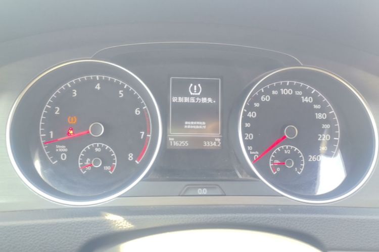 Volkswagen Golf 2015 car image #13