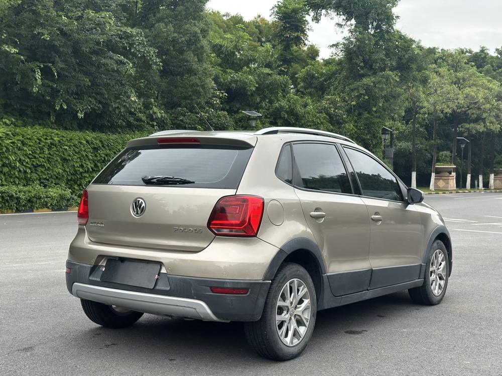 Volkswagen Polo 2015 #6 Volkswagen Polo 2015 car image #6